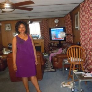 Meet your Posher, Alisi